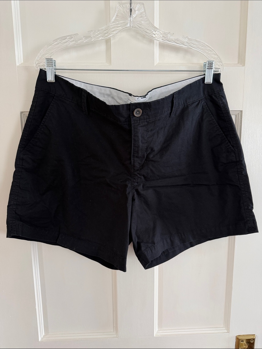 😎 Old Navy black cotton shorts. Size 14.